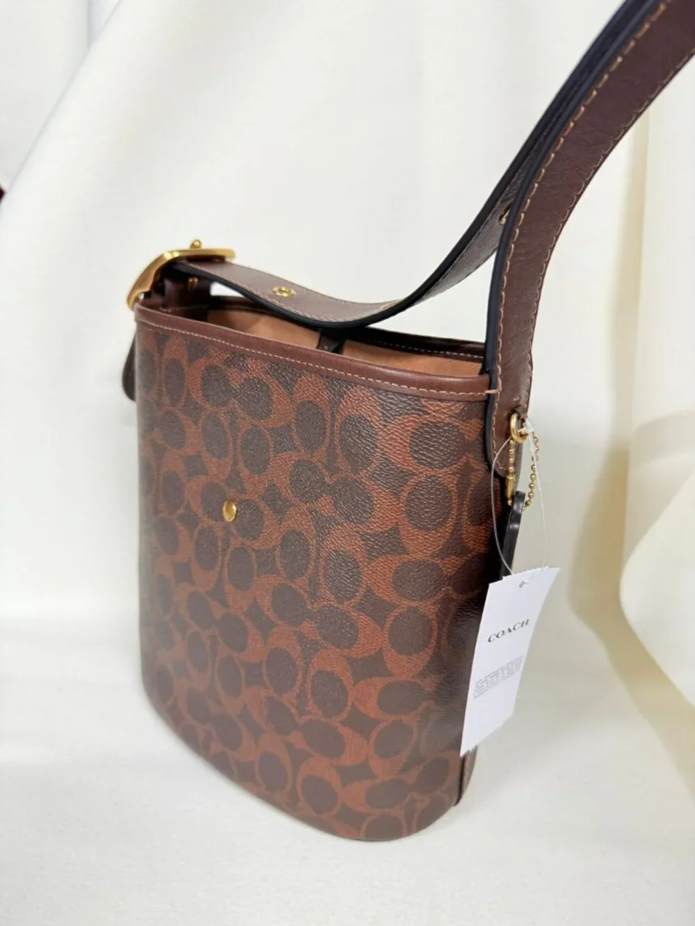 coach Bleecker Bucket Bag 21 In Signature Canvas ccx06